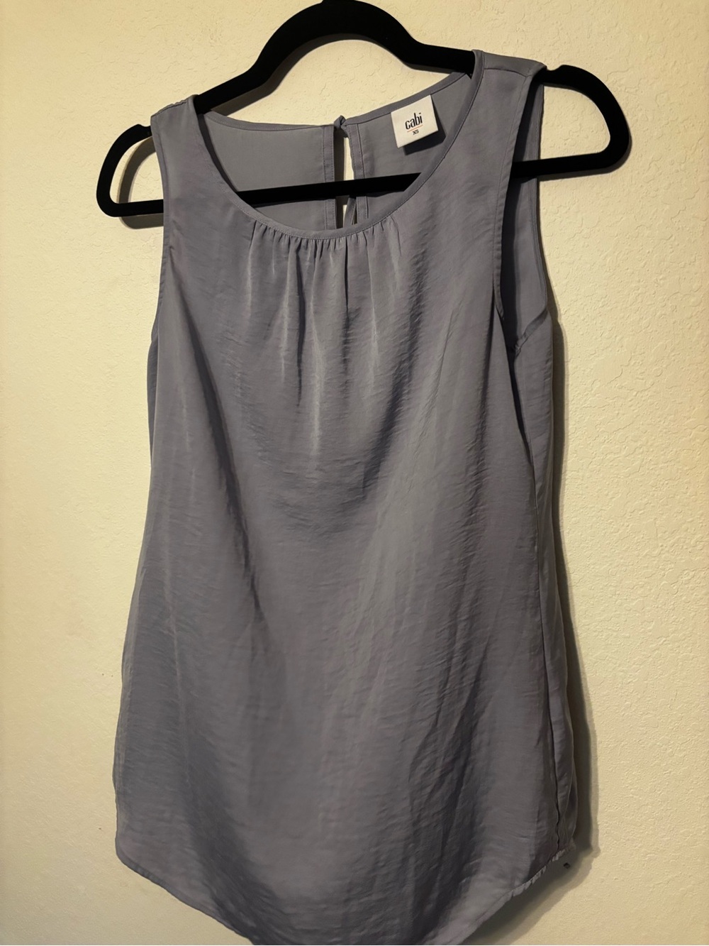 CAbi Sleeveless Tie-Back Blouse Size XS Periwinkle Blue Style 5363 Gathered Neck